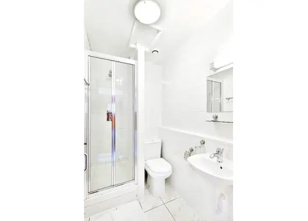 Bathroom at Hotel Oliver