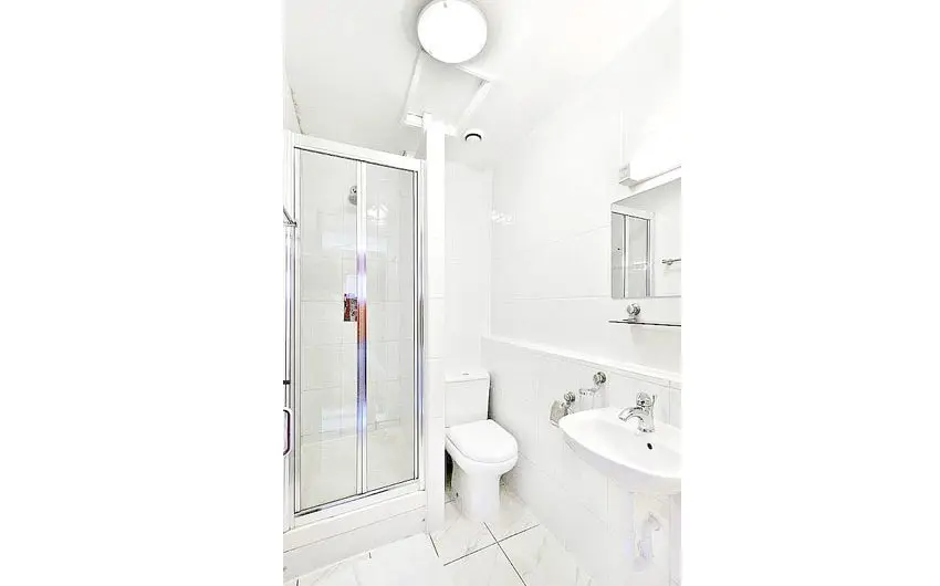 Bathroom at Hotel Oliver