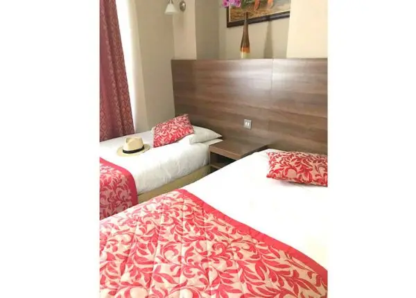 Twin room at Hotel Oliver